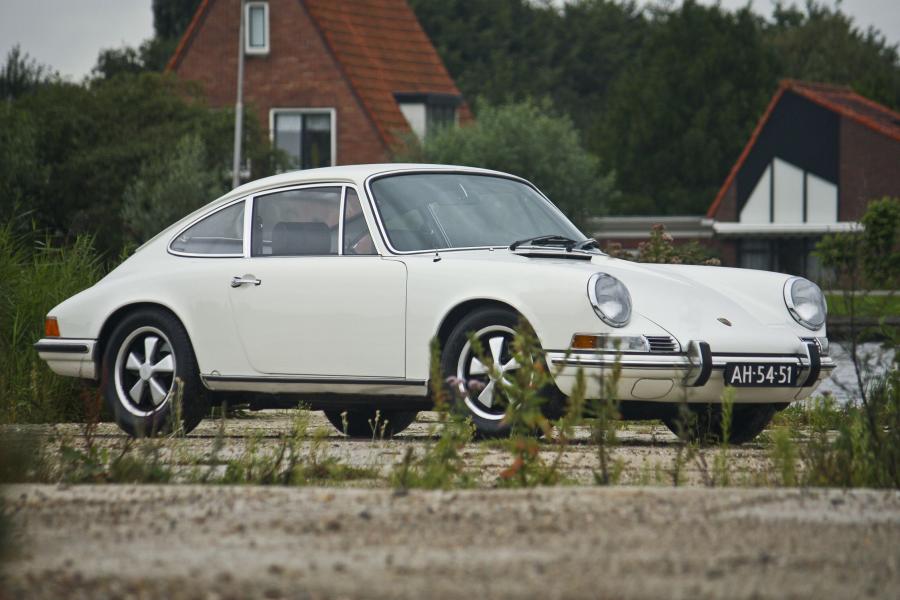  Porsche 911 S Coupe 1969 года  (фото 13 из 13)